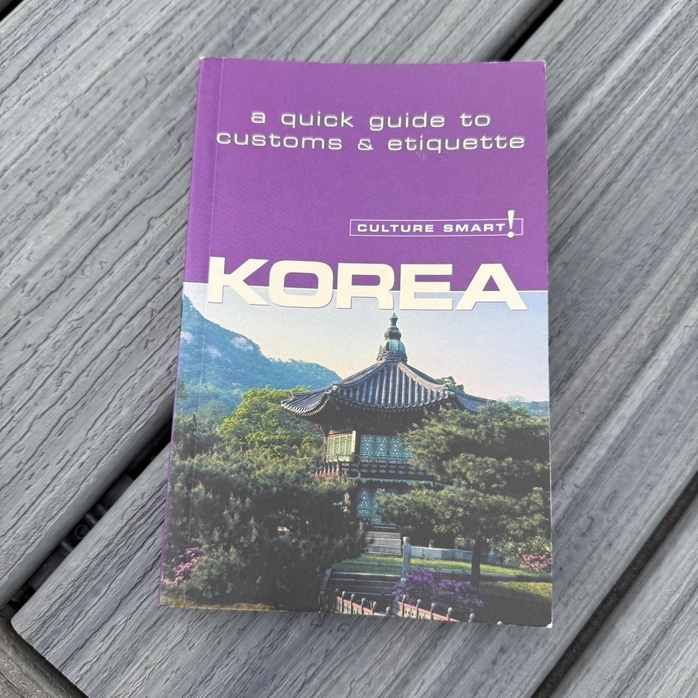 'Korea: A Quick Guide To Customs and Etiquette’ Reference Guide Book